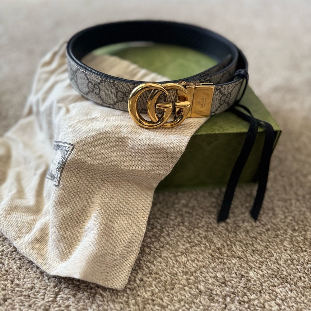 Gucci Gray and Gold Women's Belt